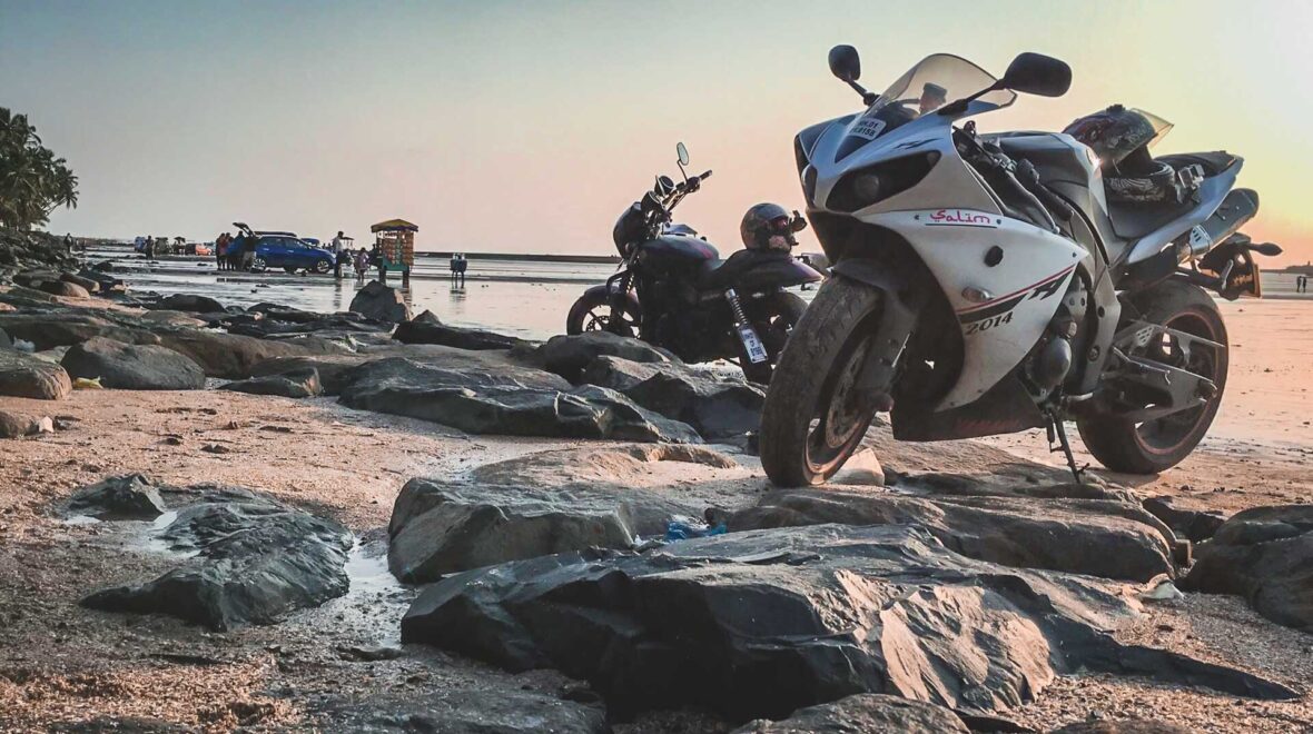 Riding in Mumbai on Yamaha R1